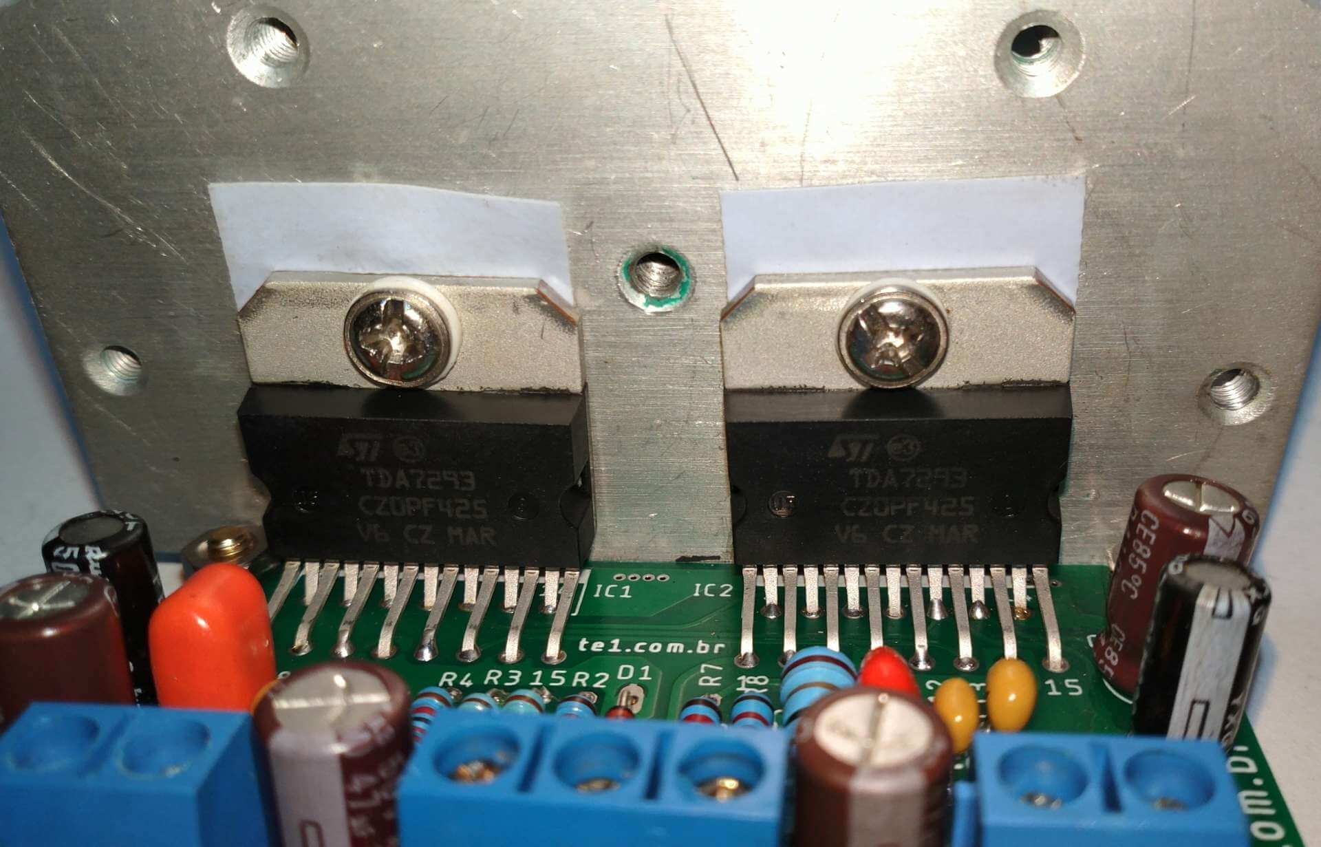 Amplificador de potência com CI TDA7293 em paralelo, modular