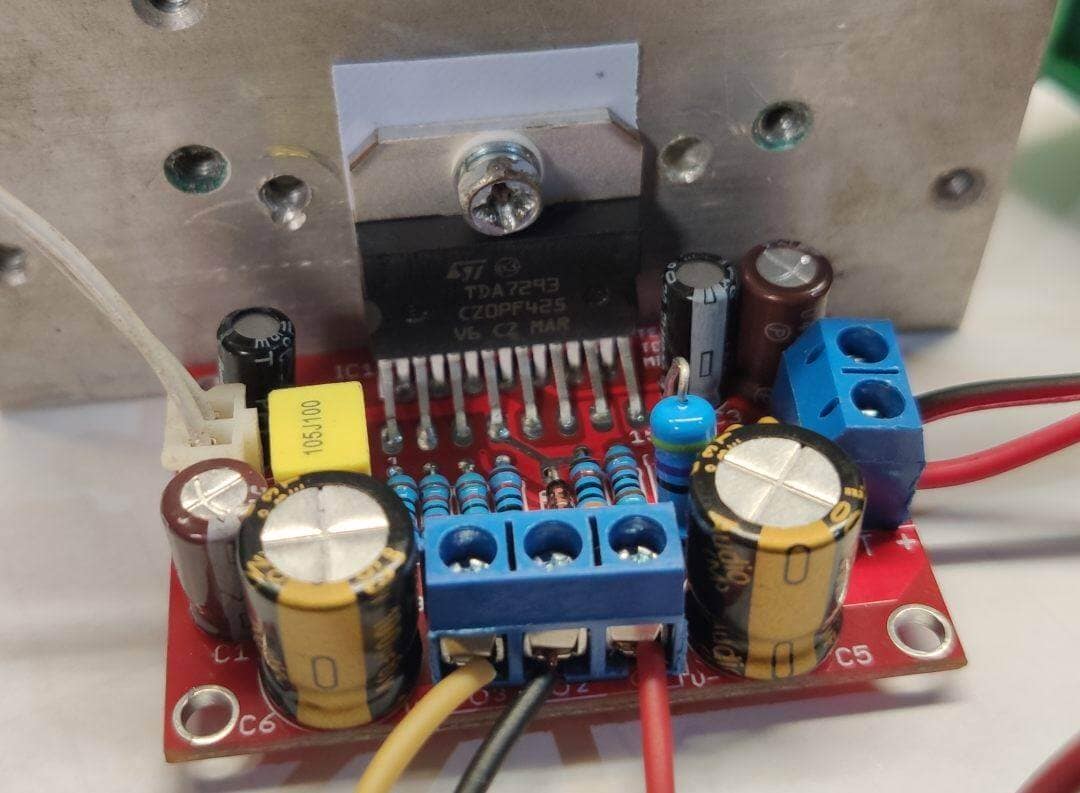 Placa circuito impresso JLCPCB pcb tda7294 prototipo